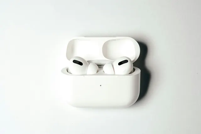 Apple AirPods Pro (2nd generation) USB-C