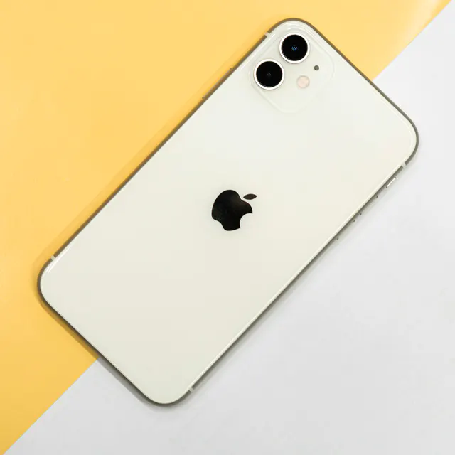 iPhone 12 64GB வெள்ளை - நல்ல நிலையில்