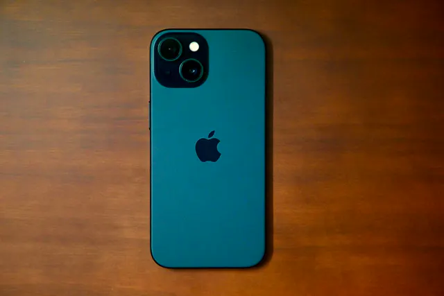 iPhone 15 128GB නිල් පාට - හොඳ තත්ත්වයේ