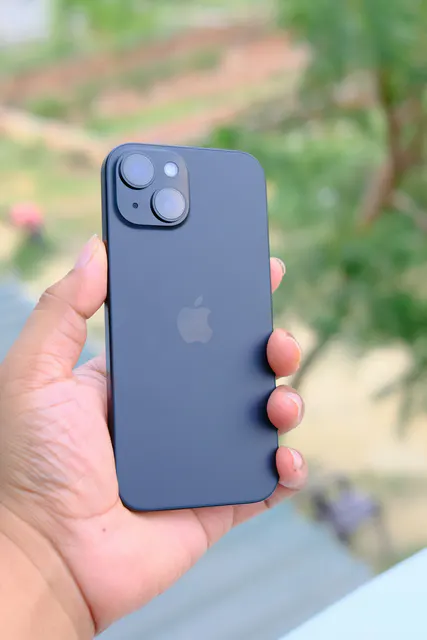 iPhone 15 128GB නිල් පාට - හොඳ තත්ත්වයේ